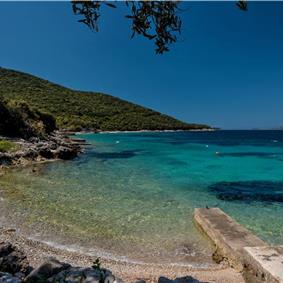 2 x 3 Bedroom Villas with Sea Views and Pools on Korcula Island, Sleeps 6 